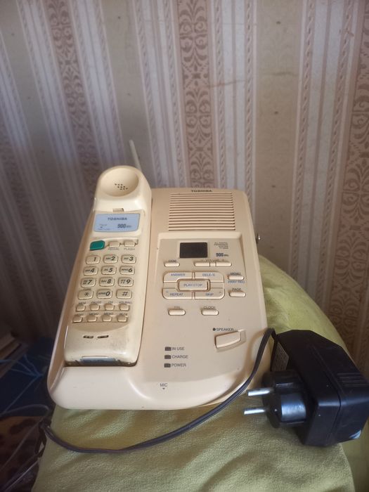 Продам радиотелефон.