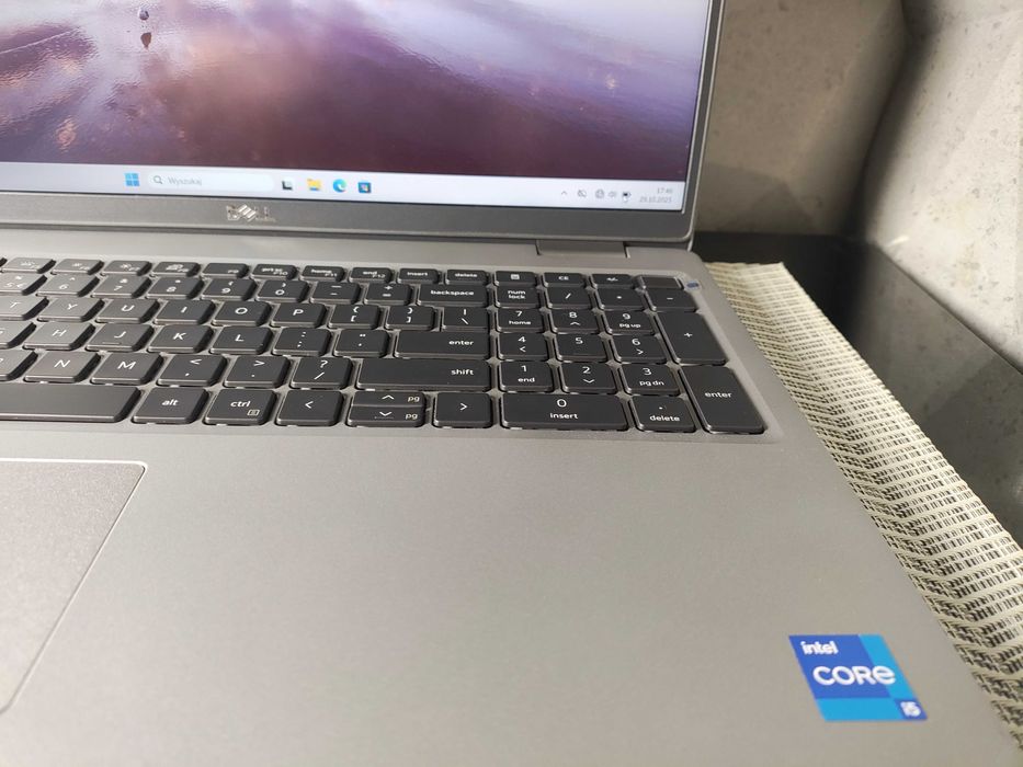 DELL LATITUDE 5520 15.6 FHD, i5-1135G7 2.4GHz, 16GB/DDR4/DYSK/SSD/256