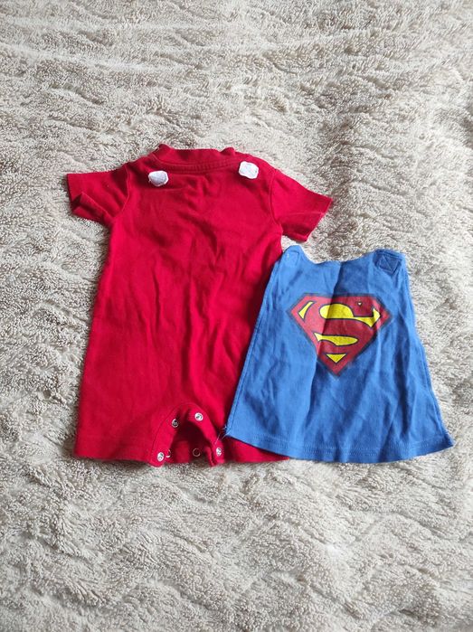 Rampers body Superman z peleryną 62