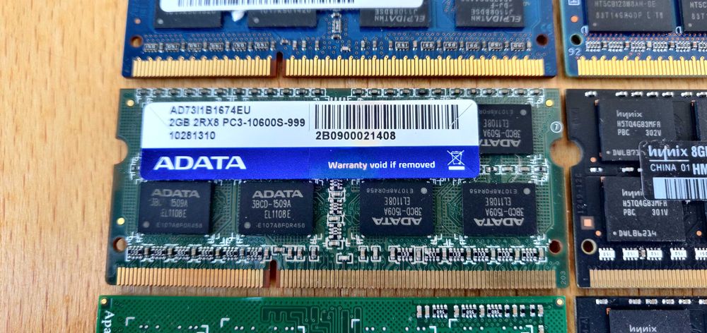 Оперативна пам'ять Hynix SODIMM DDR3 8GB 1600MHz (HMT41GS6MFR8C-PB)