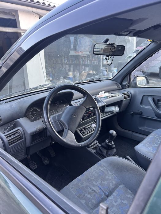 Renault Clio 1.2 • 98.000KM • 1 dono