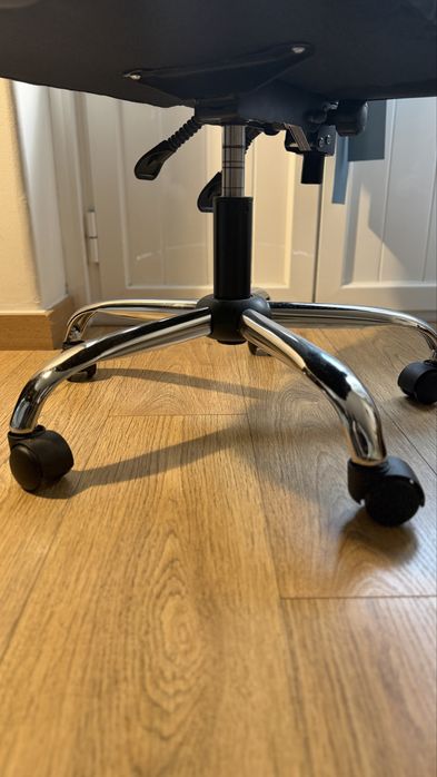 Cadeira de Escritório (nova)