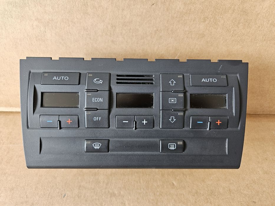 Audi A4 B7 8e0 Seat Exeo panel klimatyzacji nawiewu 8E0820043BL