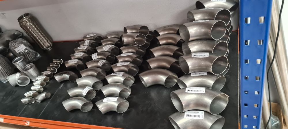 Várias tubos e curvas inox varias medidas