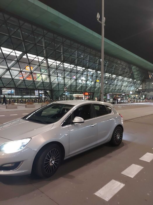 Kierowca bus lotnisko wesele rozwożenie gości transfer
