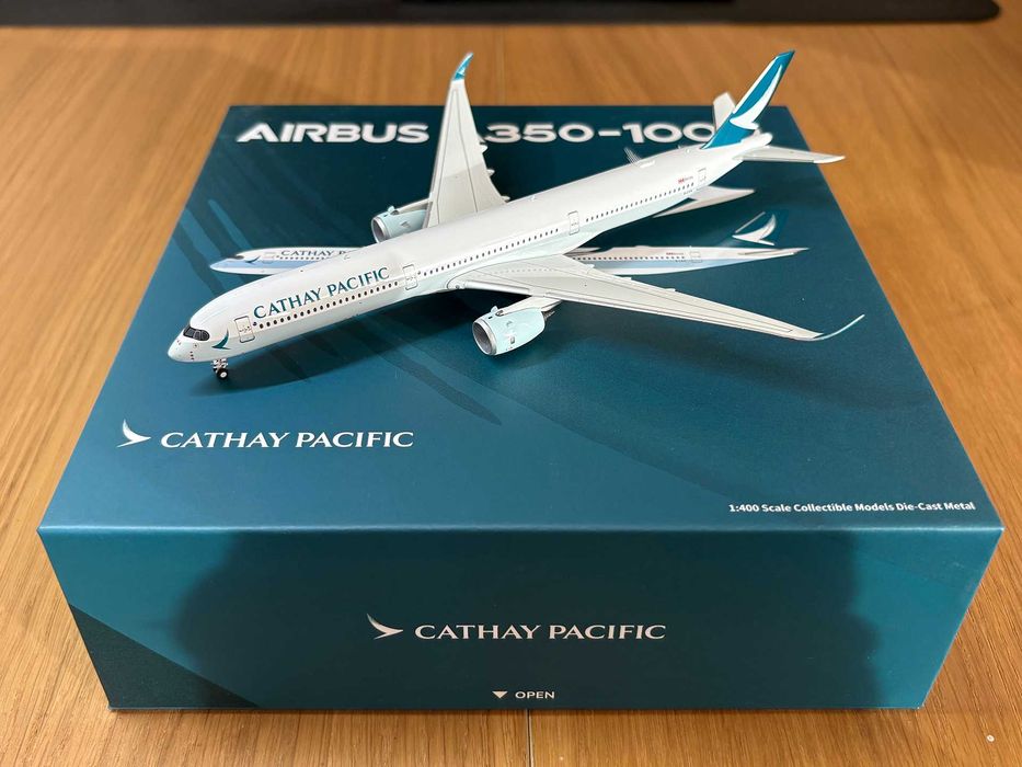 Miniatura Cathay Pacific Airbus A350
