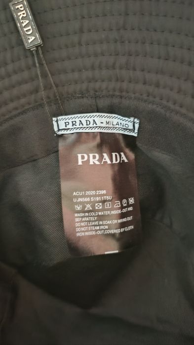 PRADA Панама з поліаміду жіноча чорна