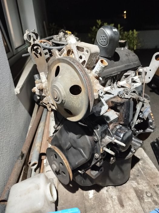 Motor Renault Twingo / super 5