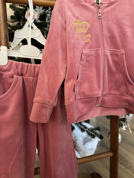 Костюми для дівчинки 86-92