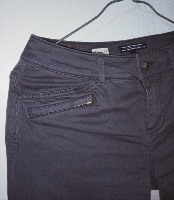 Spodnie Tommy Hilfiger XS