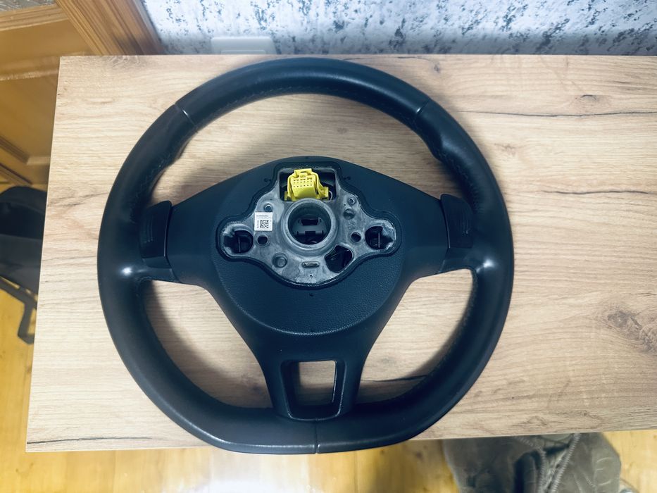 Кермо Passat b 8