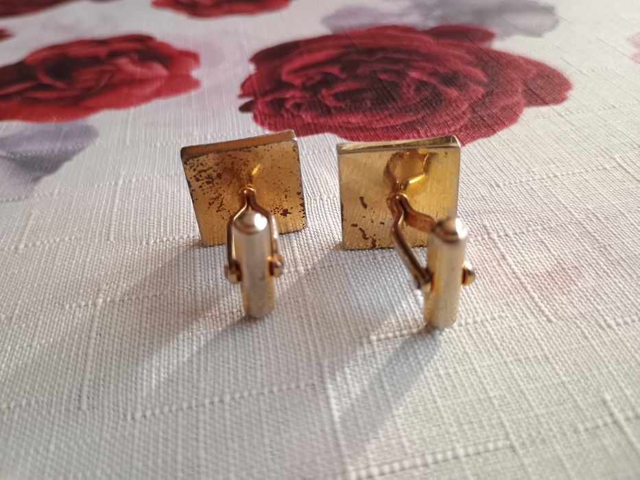 Spinki do mankietów