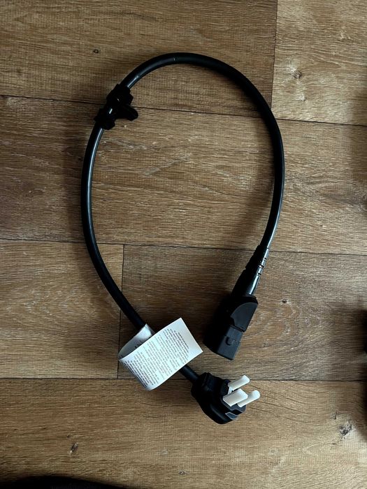 Зарядний пристрій Audi e-tron