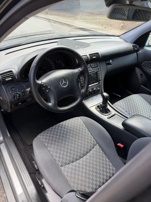 Mercedes benz c220 avantgarde