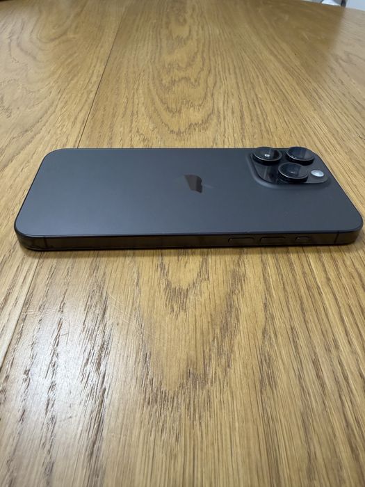 iPhone 15 Pro Max 256GB Tytan Czarny stan jak NOWY nieużywany kabel
