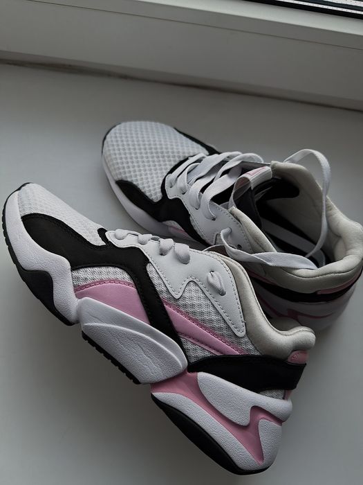 Жіночи кросівки Puma 36 розмір