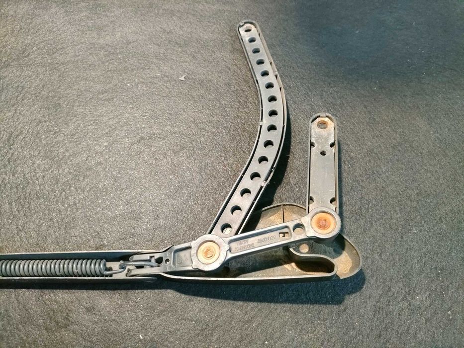 Scenic II ramię wycieraczki przód