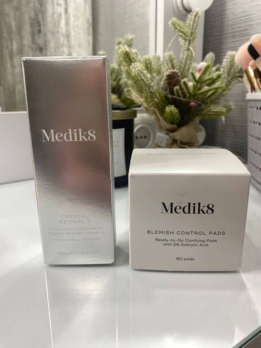 Medik8 Crystal Retinal 3 та Подушечки Blemish Control