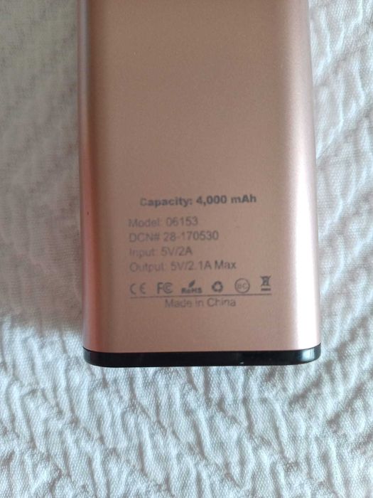 Powerbank JW – Rosa Gold | 4.000mAh | 2 Entradas (USB + Micro USB)