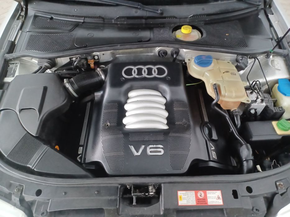 Audi a4  2.4 v6 165KM  zarejestrowana mozliwa zamiana