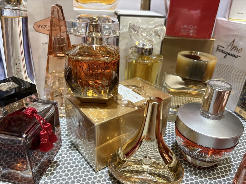 Парфуми Elie Saab Givenchy Lanvin Lalique Guerlain Calvin K Burberry