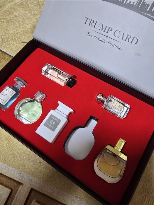 Набір оригінальних парфумів,  6 брендів,  бракувало один флакон