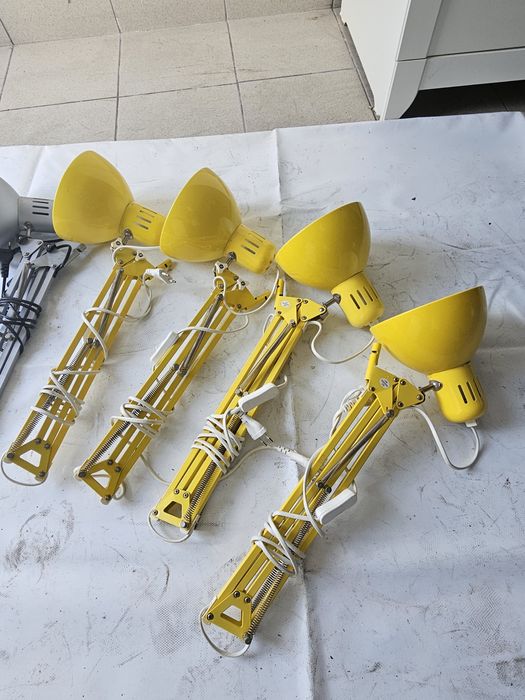 Candeeiros  de ikea. Tenho 8 unidades.8 euros cada