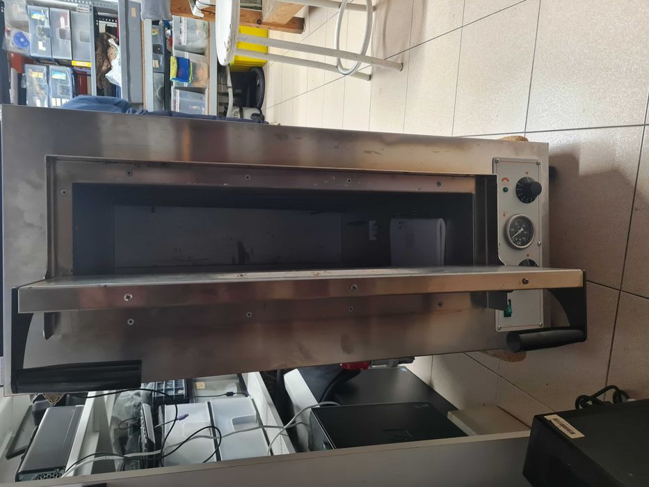 Forno de Pizza Resto Italia. 1 ano garantia. Bom estado