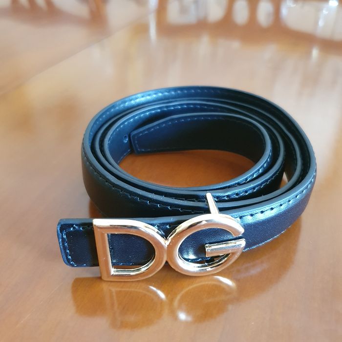 Cinto DG com fivela dourada