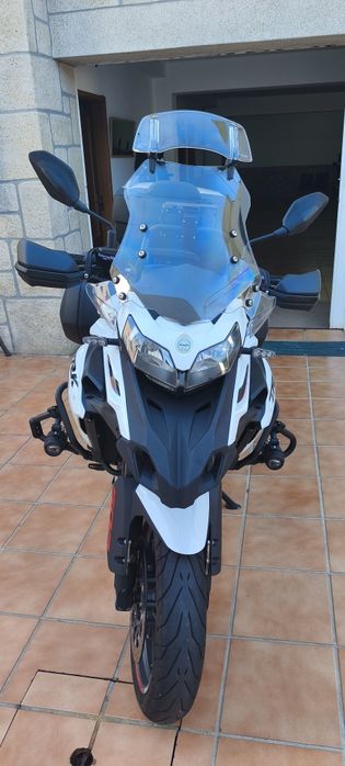 Benelli trk 502 como Nova