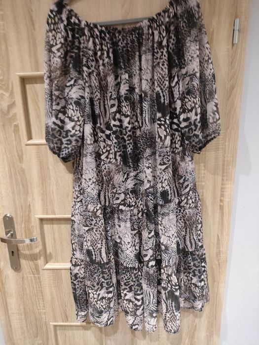 Sukienka panterka roz.44/46