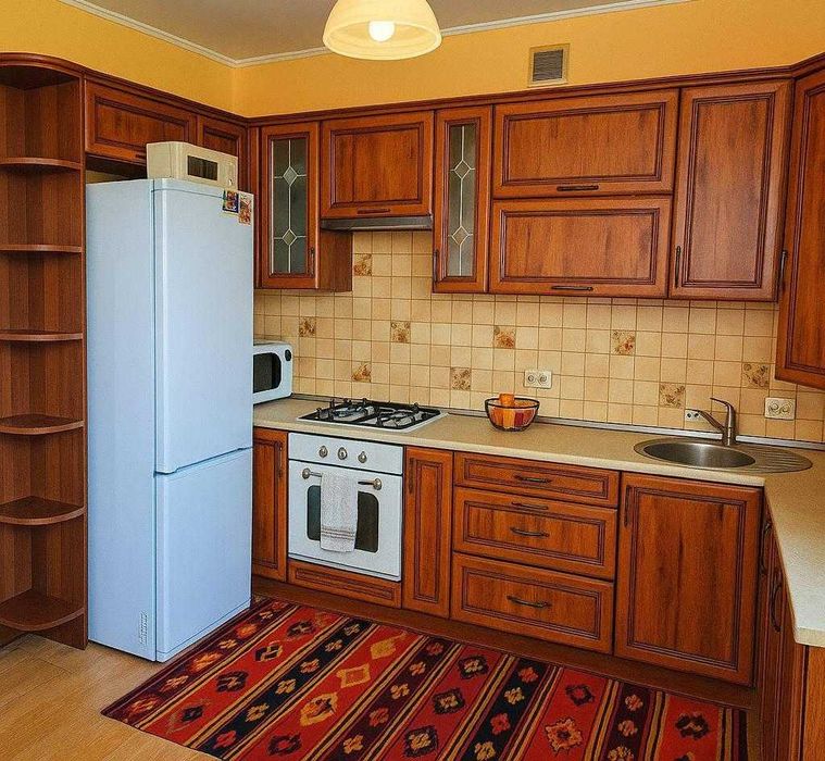 будинок у Франківську, Є-Відновлення