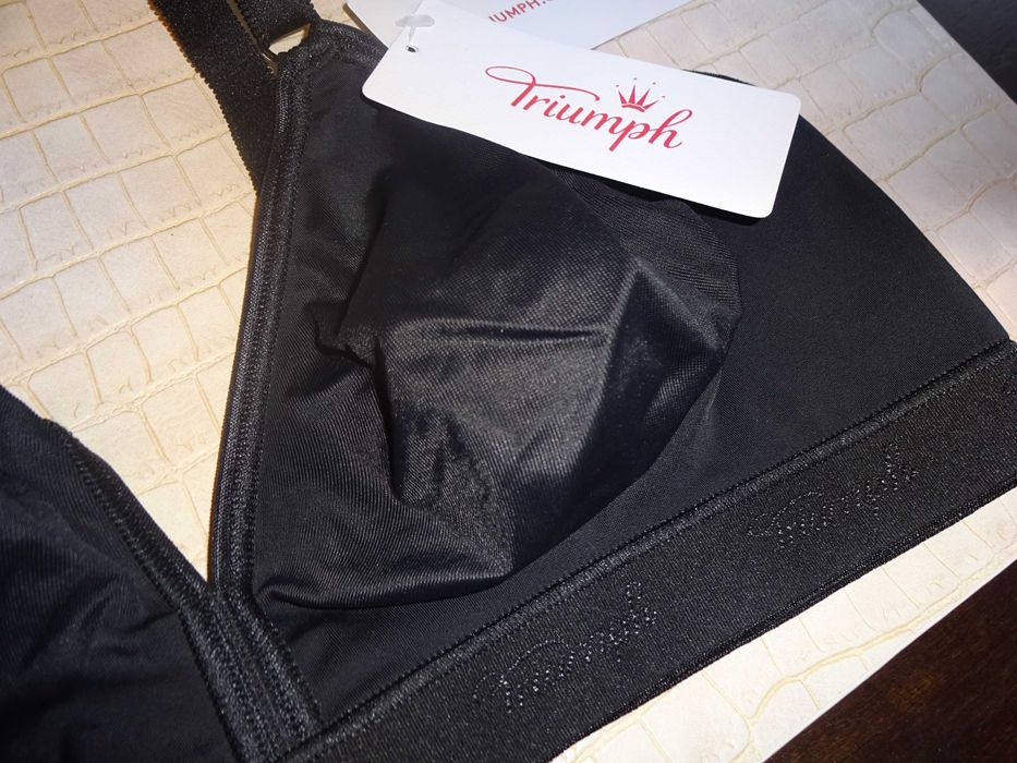 TRIUMPH Micro Fun N  CA 17785 bez fiszbin gładki cieńki biustonosz 85B