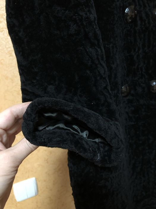 Продам шубу з овчини