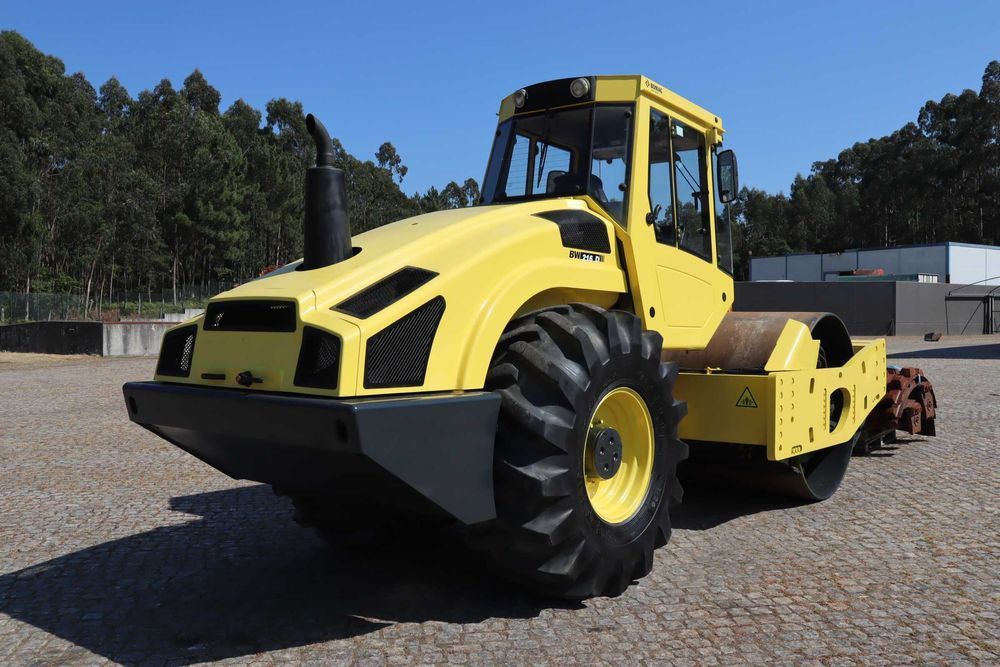2007 Bomag BW 216 D-4 Compactador de Solos