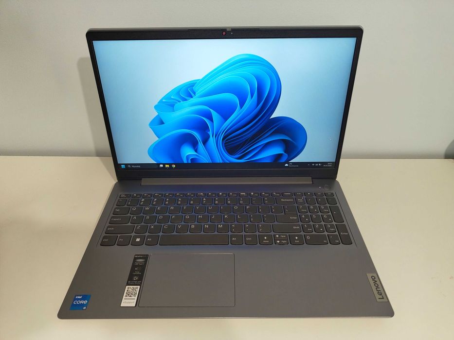 Lenovo Ideapad 3-15 Core i5-1235U