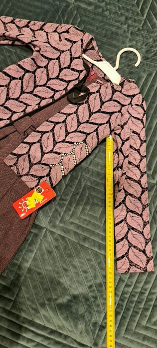 Sukienka fioletowa z bolerkiem r. 122