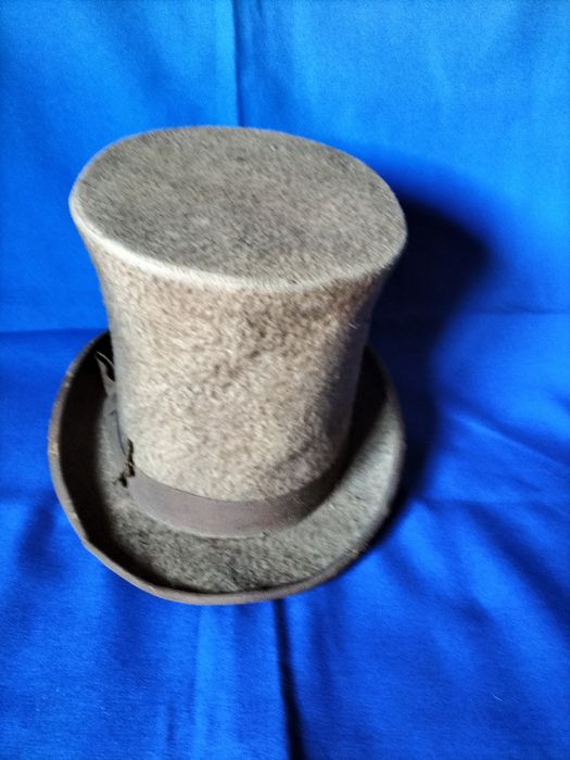 Cartola Antiga em Feltro