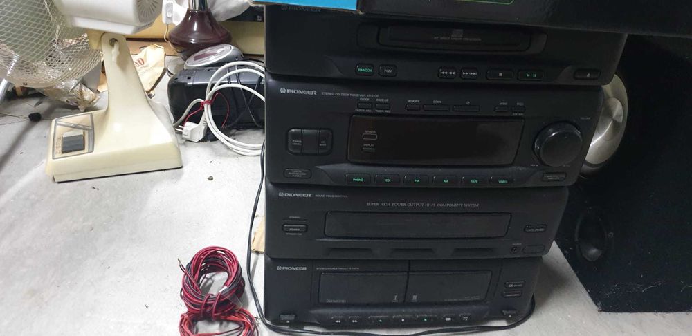 rádios e televisores