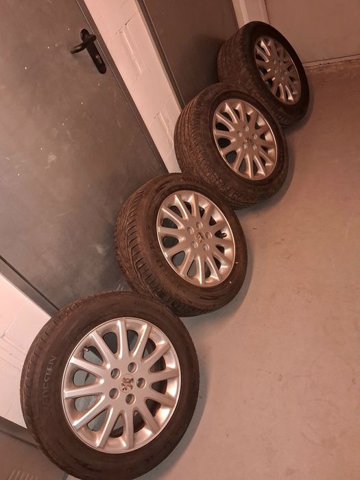 Alufelgi z oponami 16 cali