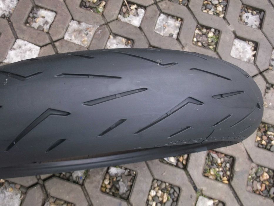 opona 120/70ZR17 Pirelli Diablo Rosso Corsa 2 dot2820 3,1mm sport r1