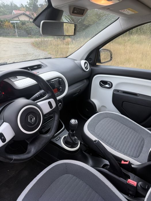 Renault Twingo 2020 niski przebieg