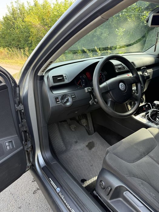 Passat B6 2.0 дизель 2007 року