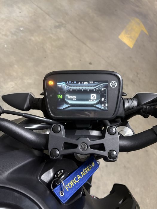 Yamaha MT-125 c/vários extras