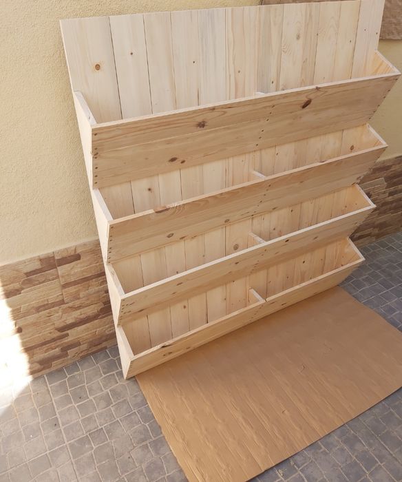 Horta floreira vertical