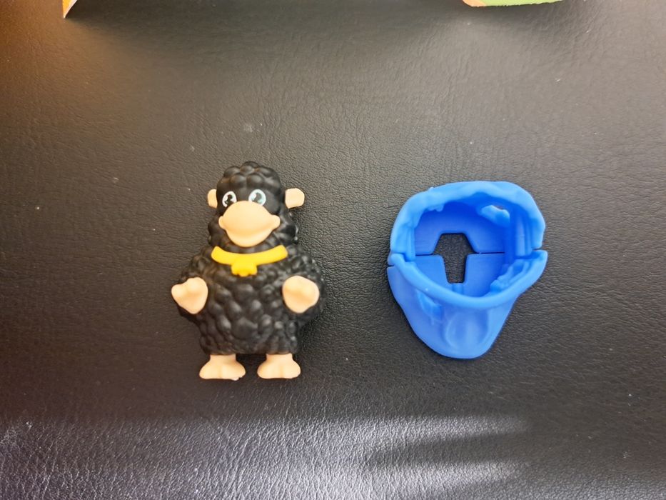 Brinde boneco figura ovo Kinder Supresa - original - NOVO