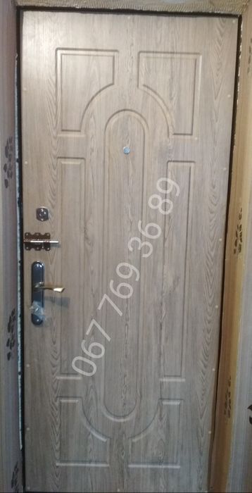 Двери входные бронированные металлические тамбурные перегородки ворота