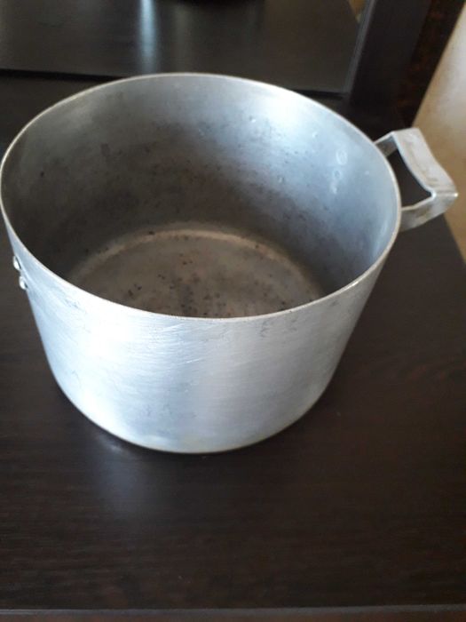 продам каструлі бу алюмінієві
