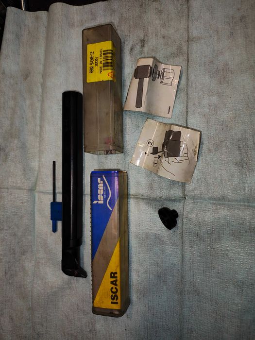 Nóż tokarski SVUNR-12