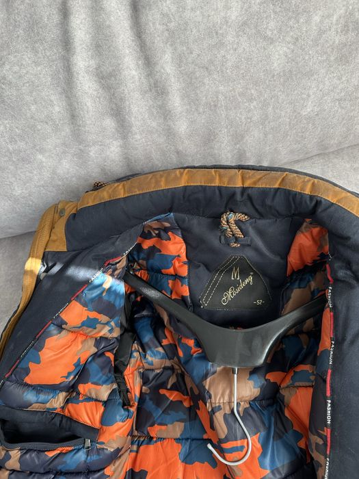 Мужская зимняя куртка, очень тёплая и тяжёлая, капюшон отстегивается